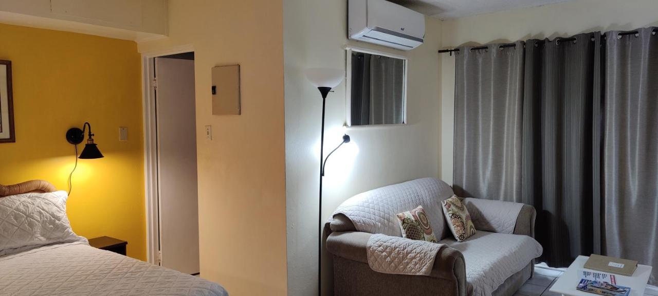 Beryls At Seawind On The Bay , Montego Bay , Jamaica Apartment Bagian luar foto